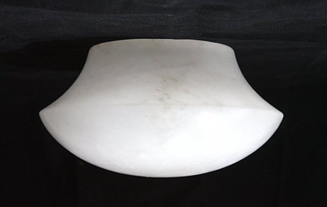 Angelo Mangiarotti, bowl: Alabaster bowl, Angelo Mangiarotti. Prod. Cooperativa Artieri Alabastro, Volterra. 1970 ca. Dimensions: h 12 cm (4,7"), diametro 22 cm (8,6"). Angelo Mangiarotti. Â Ciotola in alabastro. Dimensioni: