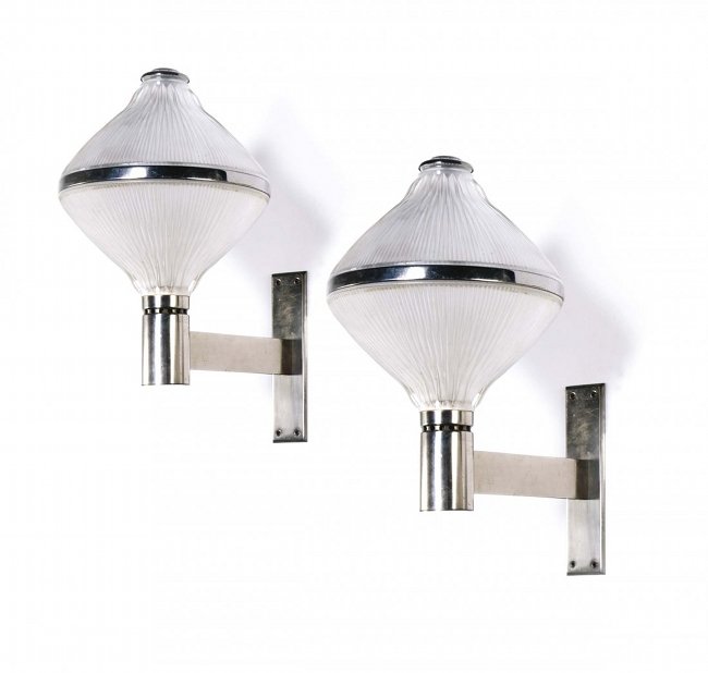 BPR, Artemide, two lamps: Wall lamp Polinnia, nicheled metal and pressed glass. BPR, Artemide, Italia, 1967 ca. Dimensions: 15,3" x 9,4" x 13,3" . Coppia di lampade da parete Polinnia in metallo nichelato e vetro pressato. Pro