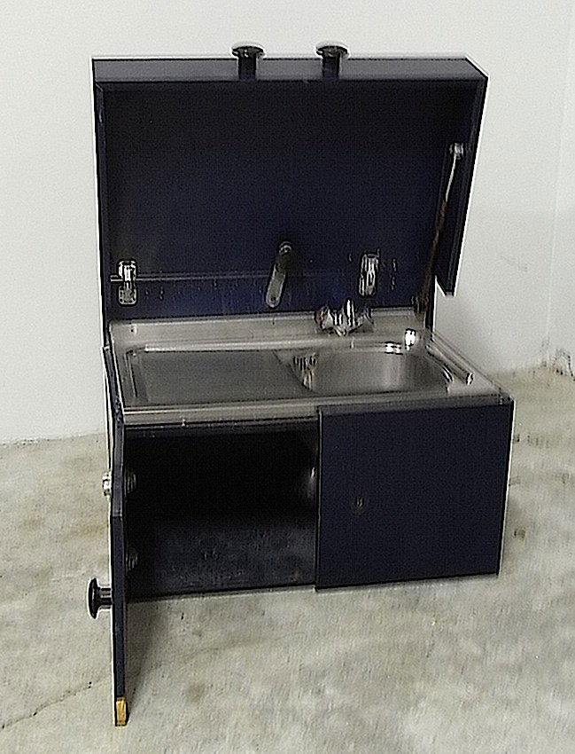 R. gabetti, A. O. d\'Isola. Blue box (1 of 4)