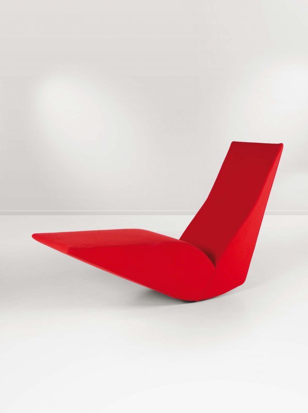 T. Dixon,Rocking Chaise longue: Tom Dixon. Bird. Rocking chaise longue. structure in medium density wooden conglomerate panels, solid fir and metal, upholstered in multi-density polyurethane foam. Cappellini ed., 1991. Dimensions: 5