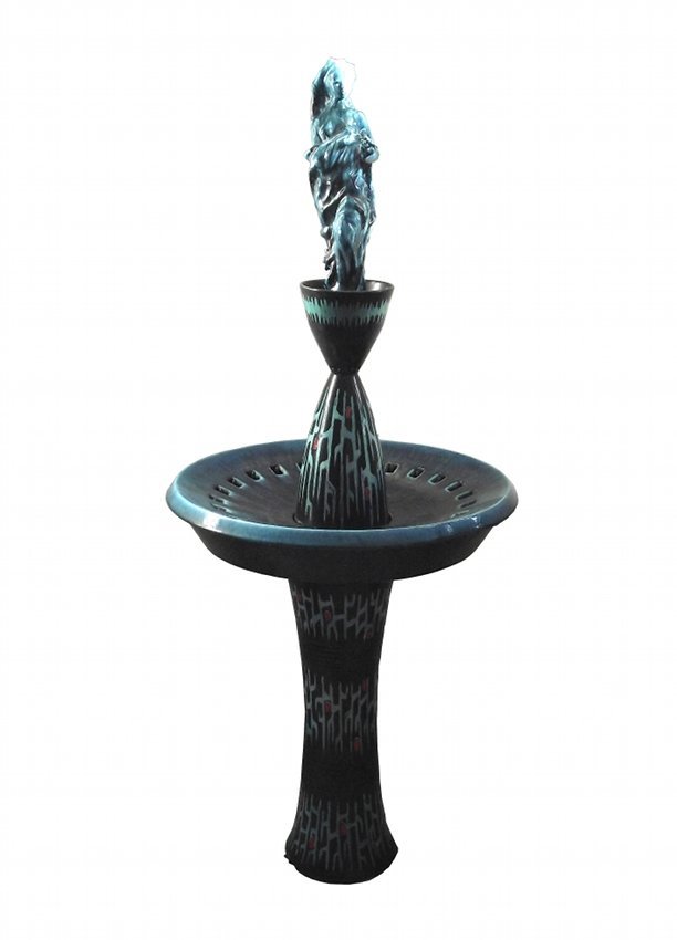 Otello rosa, pottery fountain (1 of 5)
