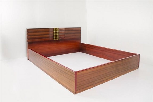 L. Frigerio, Bed (1 of 2)