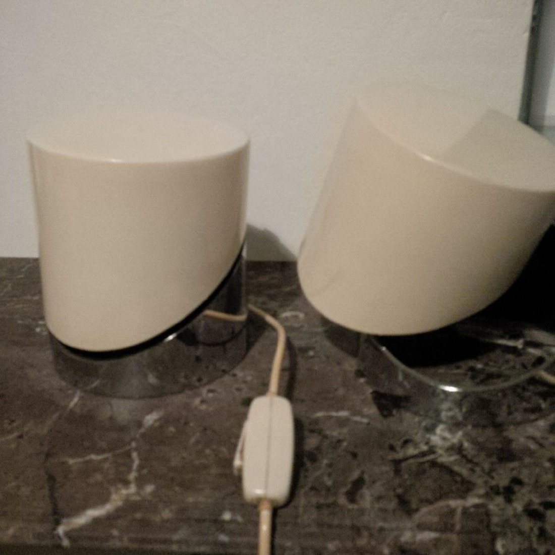 Italian Manufacture, two table lamps (1 of 2)