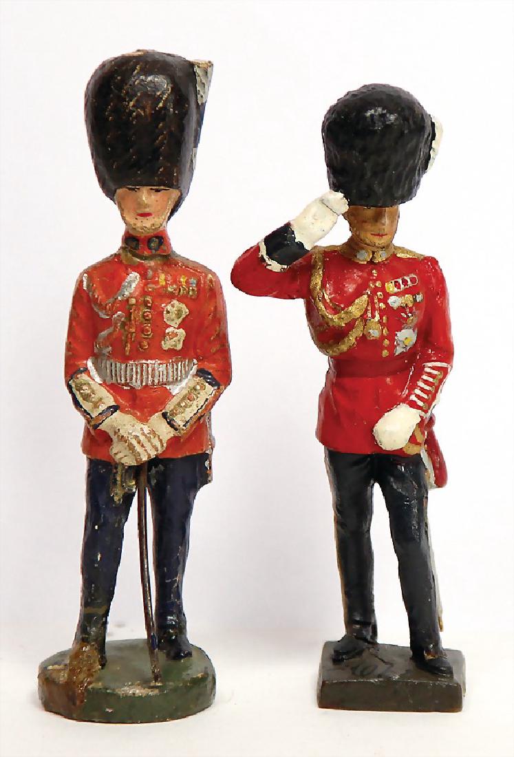 LINEOL English guard figure, greeting,, 9 cm, 1 guard (1 of 1)