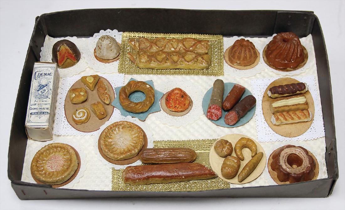 nice mixed lot of  meals, 16 pieces, mass, on cardboard (1 of 1)