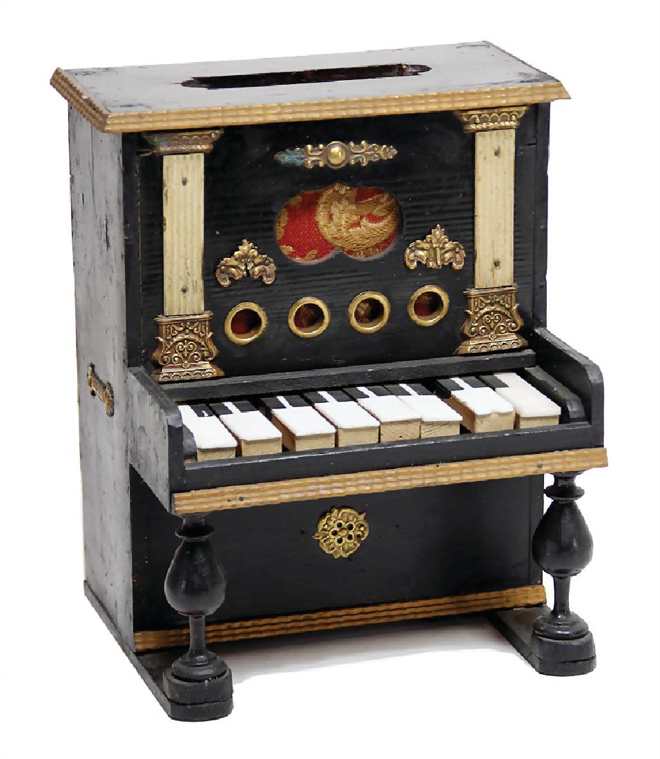 decorative doll piano, 25.5 cm tall, no function,: decorative doll piano, 25.5 cm tall, no function, candle holder is missing German Description Dekoratives Puppenklavier, 25,5 cm hoch, keine Funktion, Kerzenhalter fehlen