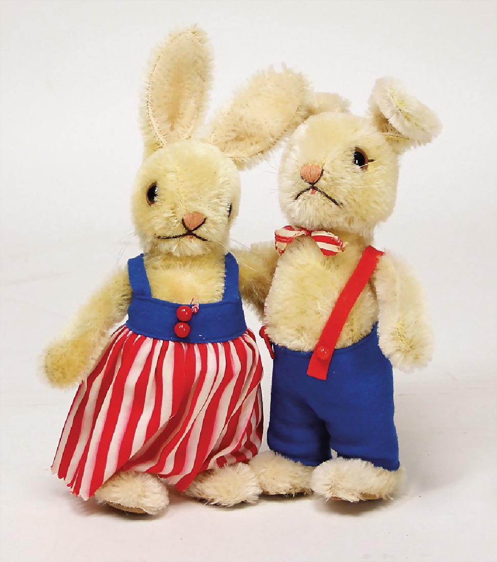 STEIFF Yella u. Yello, 20 cm, ohne Knopf, Schild u.: STEIFF Yella u. Yello, 20 cm, ohne Knopf, Schild u. Fahne, sonst sehr guter Zust. German Description STEIFF Yella u. Yello, 20 cm, ohne Knopf, Schild u. Fahne, sonst sehr guter Zust.