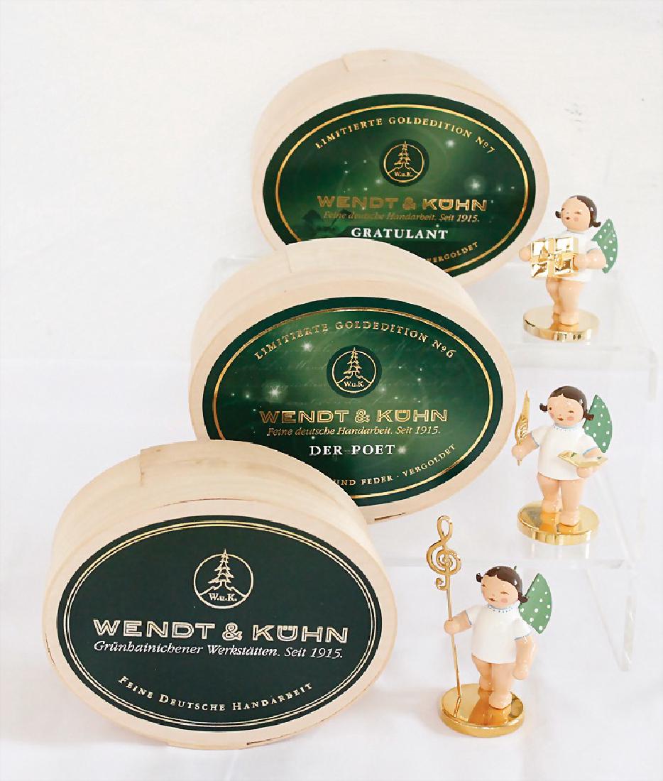 WENDT & KÜHN 3 Engel, Goldedition, mit: WENDT & KÜHN 3 Engel, Goldedition, mit Spanschachtel, Der Gratulant, Der Poet, und 1x mit Notenschlüssel, bespielt, mit Zertifikat German Description WENDT & KÜHN 3 Engel, Golde