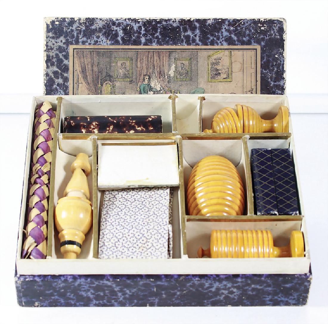 Taschenspiel-Apparat (Zauberkasten), Orig.-Kart., mit (1 of 1)