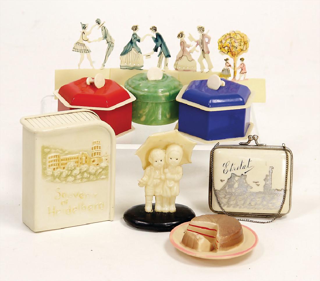 Konv. Celluloid, 3 kl. Dosen, 1 Celluloid-Schachtel, (1 of 1)