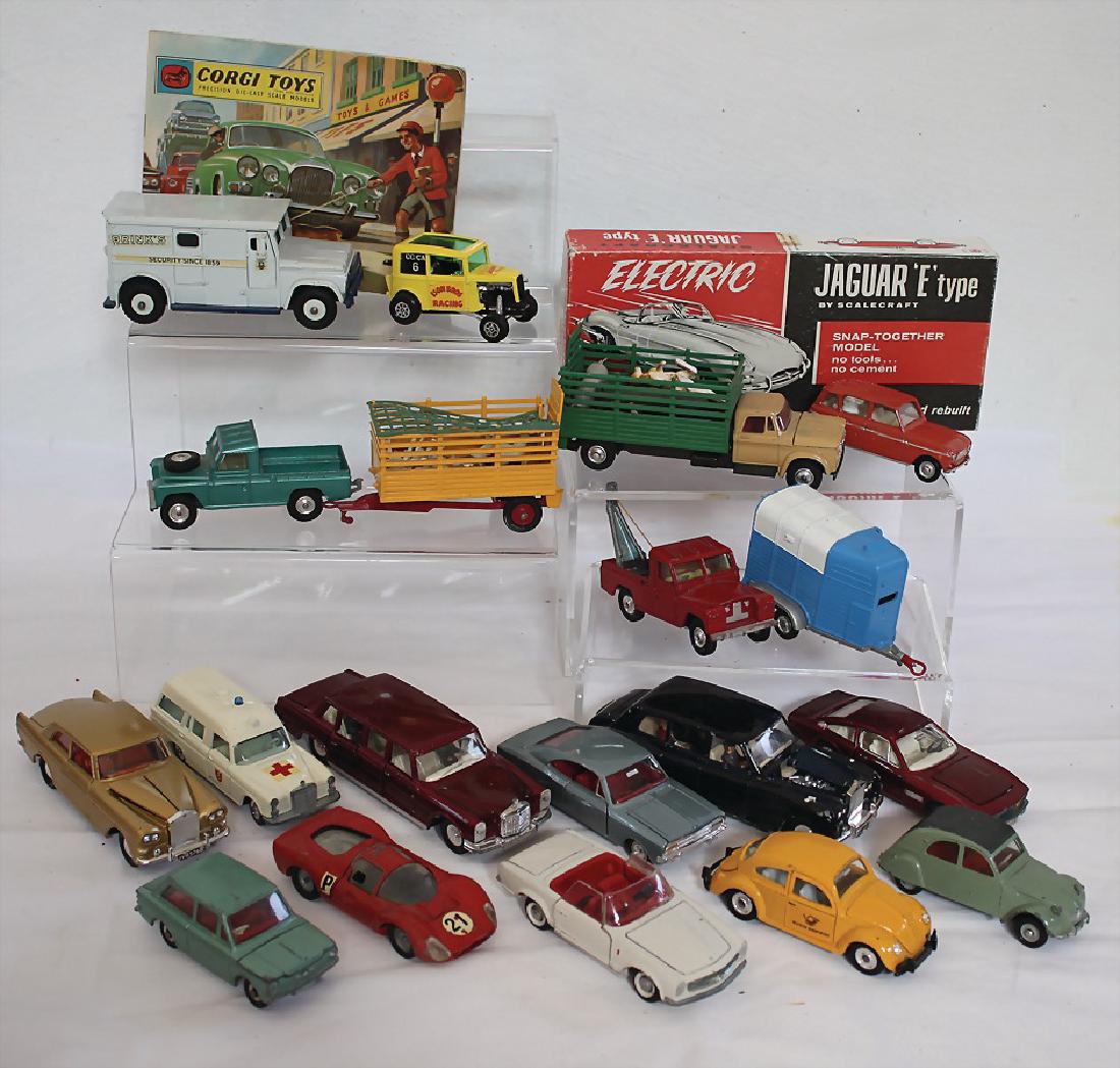 Meist CORGI & DINKY TOYS Konv. Modellfahrzeuge, (1 of 1)