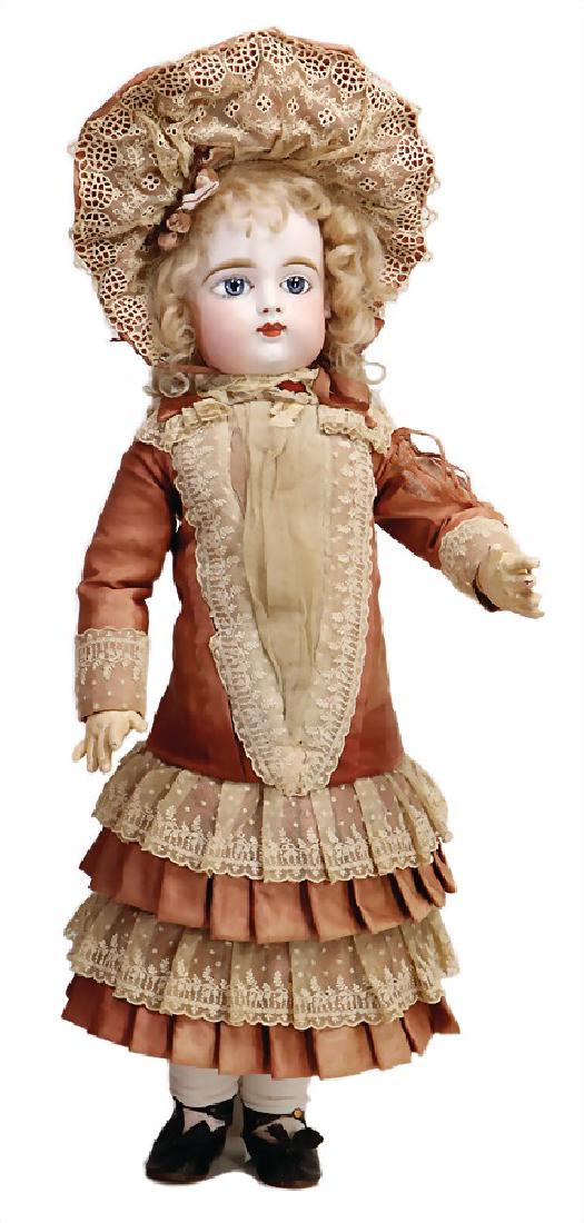 GAULTIER French Bébé, biscuit porcelain socket head (1 of 2)