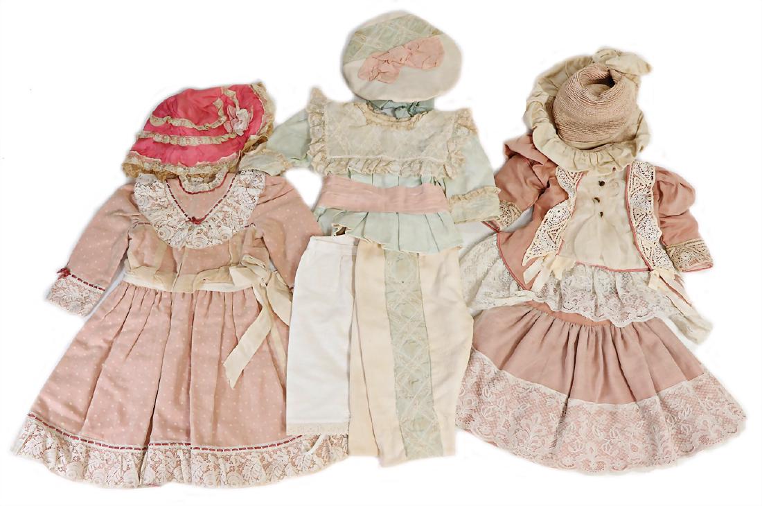 lot doll clothes, 3 different outfits, for c. 30 - 40 (1 of 1)