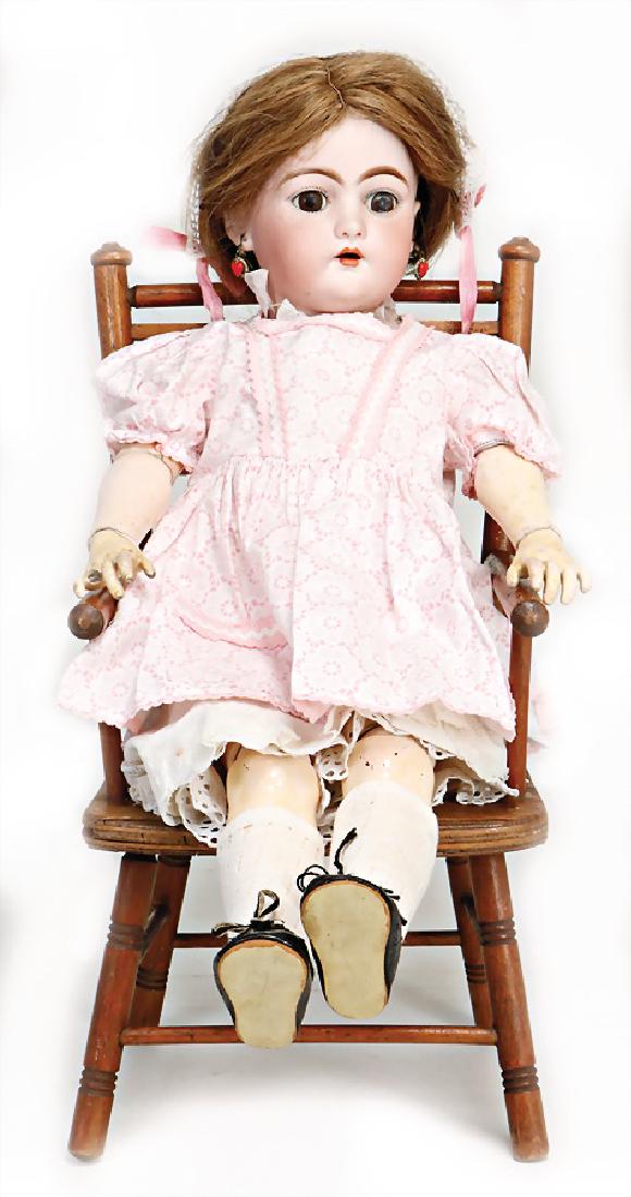 FRANZ, SCHMIDT & CO Porzellankopf-Puppe, gem. 9, braune (1 of 1)