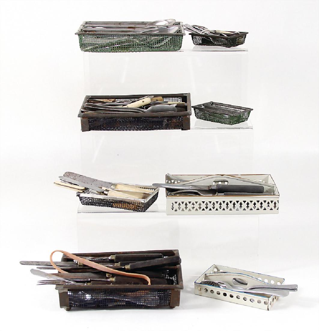 Gr. Konv. Puppen-Besteckteile, versch. Gr., teilw. (1 of 1)