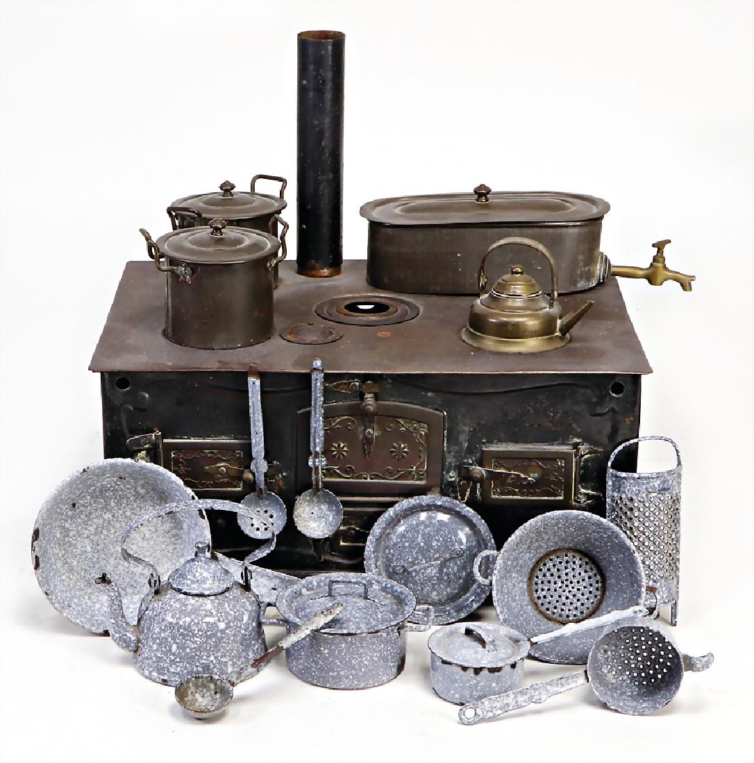 Puppen-Herd, Blech, 32x22x16 cm, mit Löwentatzenfüßen, (1 of 1)