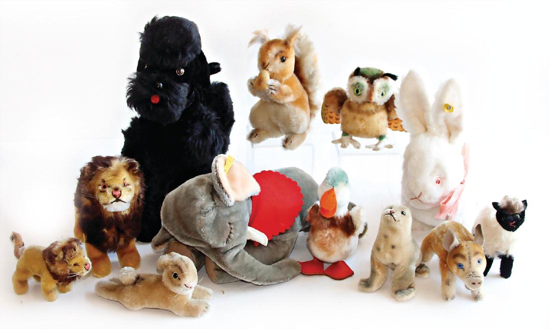 STEIFF Gr. Konv. 50er Jahre Tiere, u.a. 1x Angora Hase: STEIFF Gr. Konv. 50er Jahre Tiere, u.a. 1x Angora Hase Dralon, mit Knopf und unberührter gelben Fahne Nr. 6620,04, mit Orig.-Steiff Form-Plakette???, Form geschäumt???, weißes Mohair, rosafarbene G