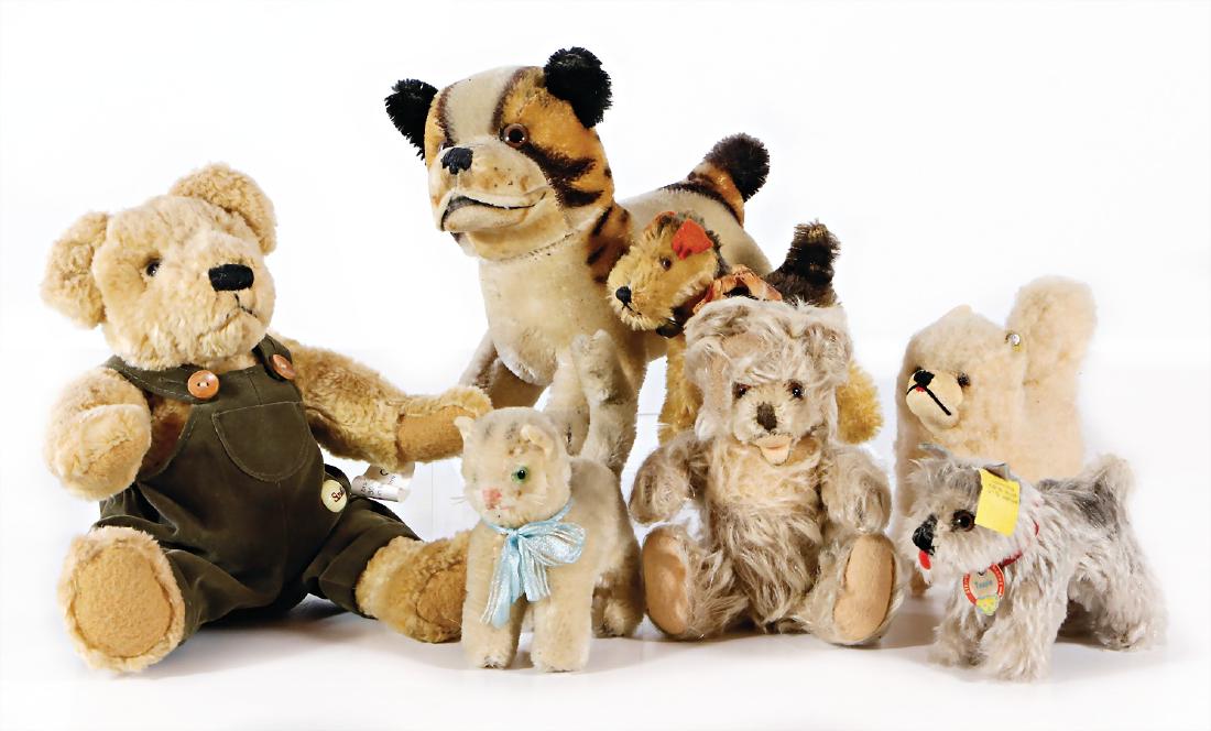 STEIFF Konv. Hunde, 3-tlg., dazu ein Steiff Terrie (1 of 1)