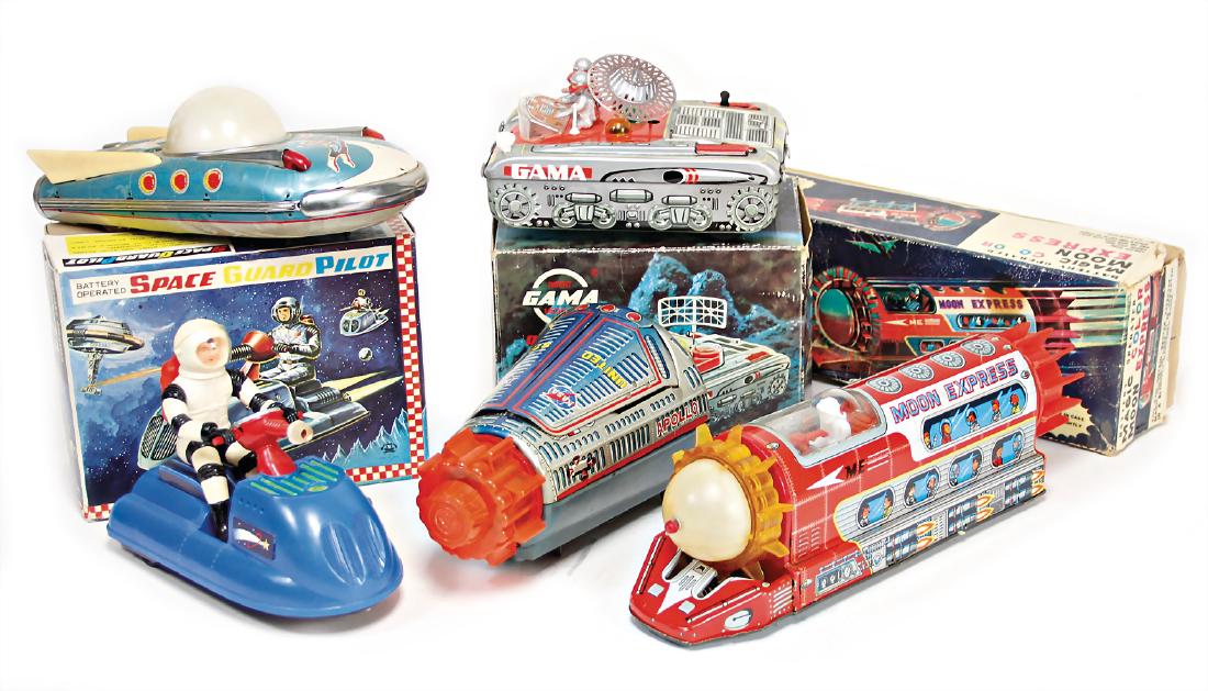 GAMA Space Car, lithographed sheet metal , (1 of 1)