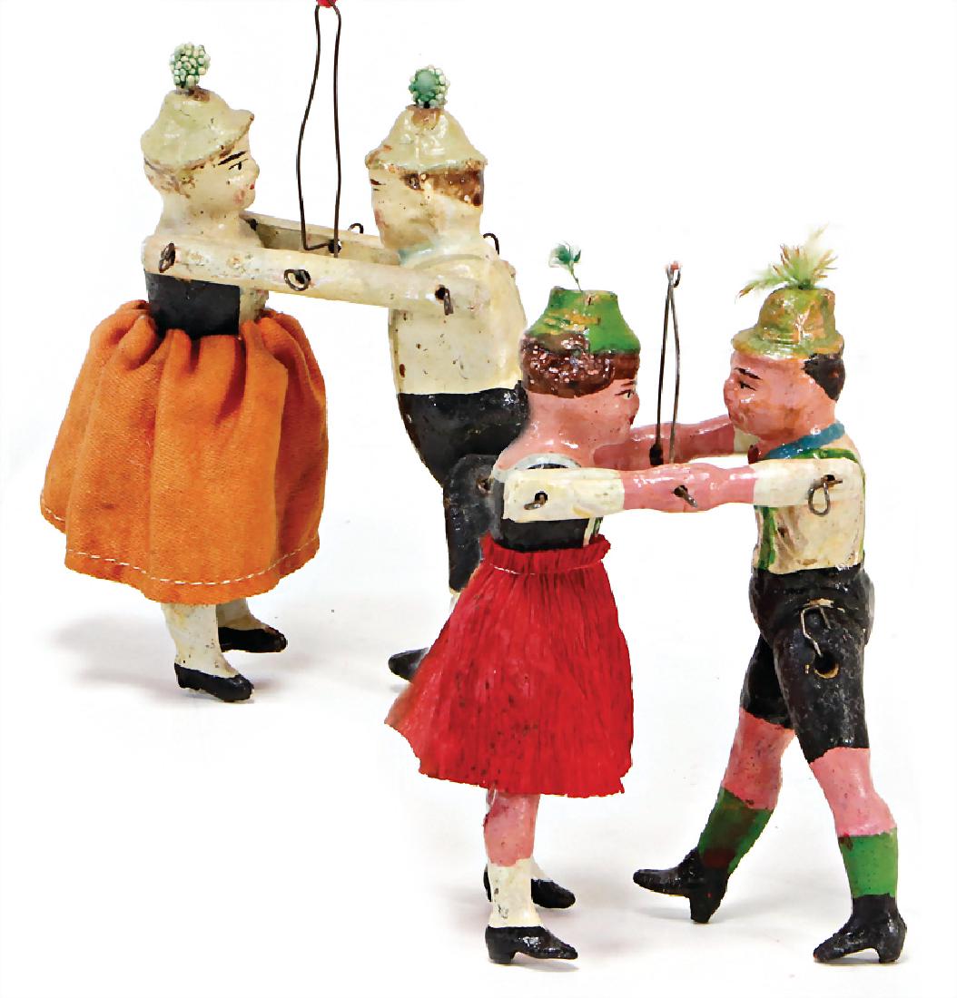 2 pieces, papier mâché figures, height: 10.5 cm, a pair (1 of 1)