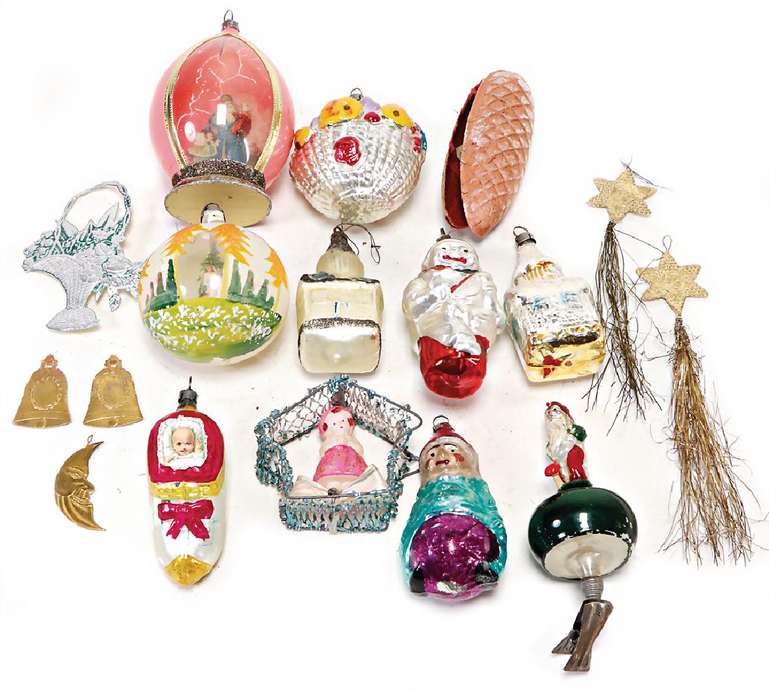 mixed lot of  Christmas tree decoration, 9 glass parts, (1 of 1)