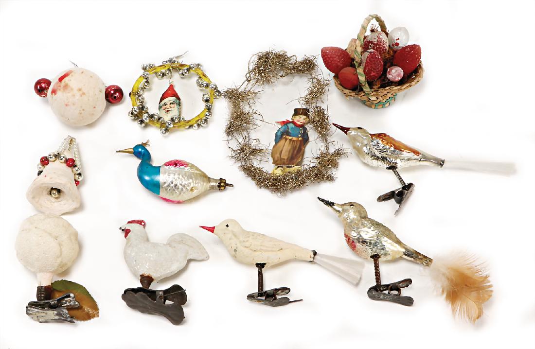 Christmas tree decoration, basket with glass fruits,: Christmas tree decoration, basket with glass fruits, glass blossom, glimmer, 3 birds with clamp, glass ring with wafer face, 2 pieces made of cotton wool, 1 wafer picture with garland German Descripti