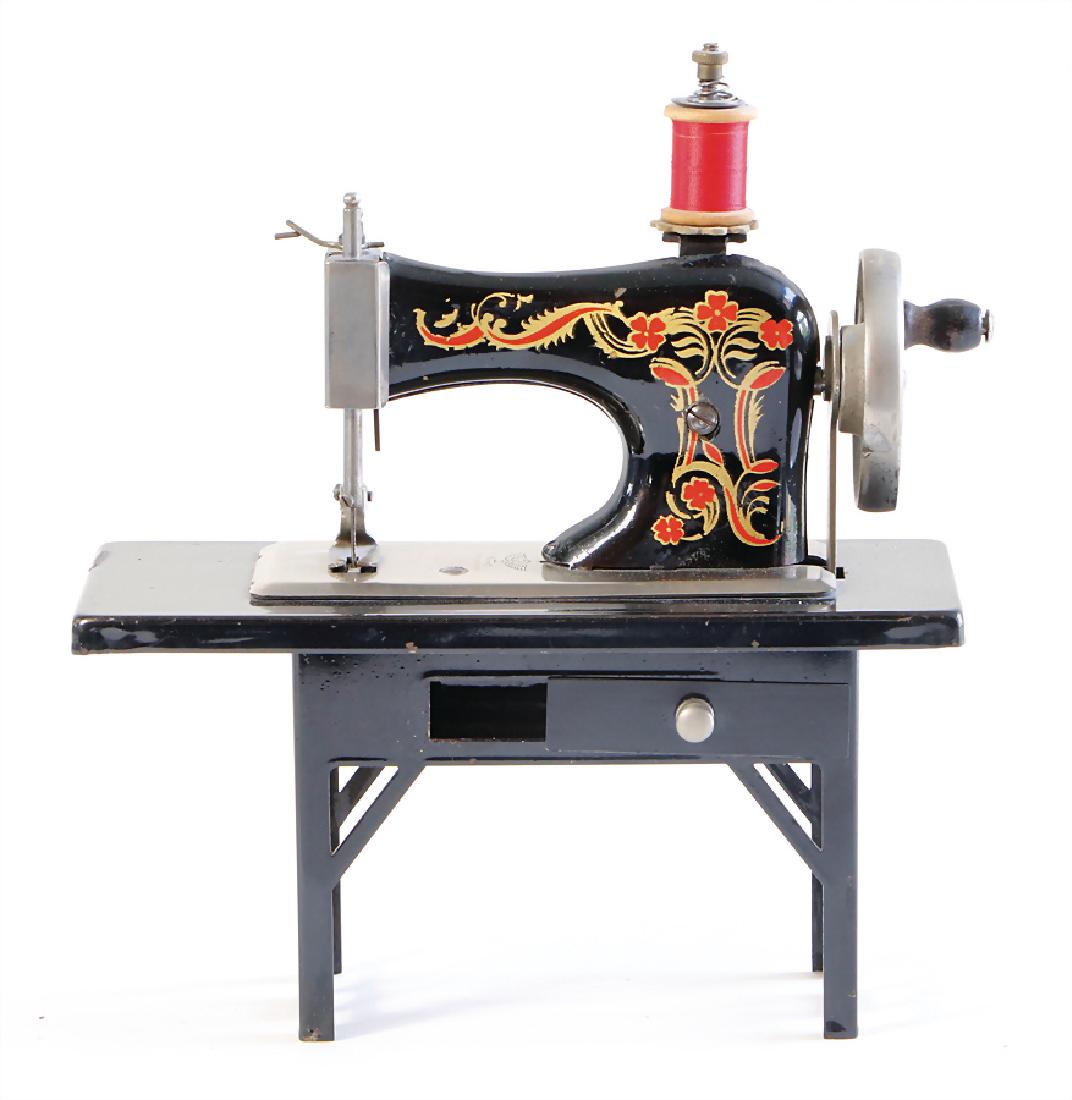 CASIGE sewing machine, No. 204-2, double-leaf, black, (1 of 1)