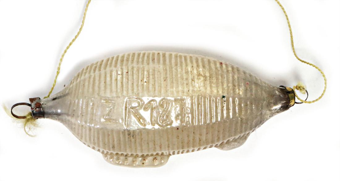 Christmas tree decoration, zeppelin, ZR127, glass, 9.5: Christmas tree decoration, zeppelin, ZR127, glass, 9.5 cm German Description Christbaumschmuck, Zeppelin, ZR127, Glas, 9,5 cm