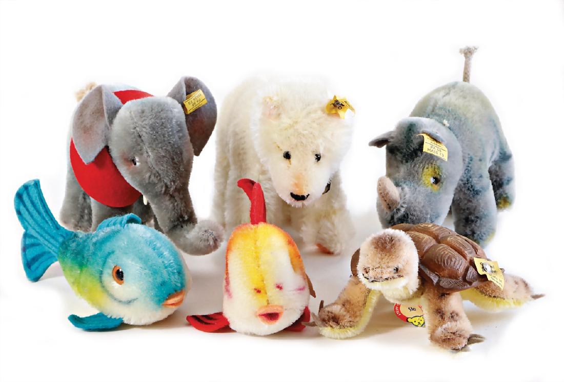 STEIFF mixed lot with 6 pieces, 2 x Flossy, red and (1 of 1)