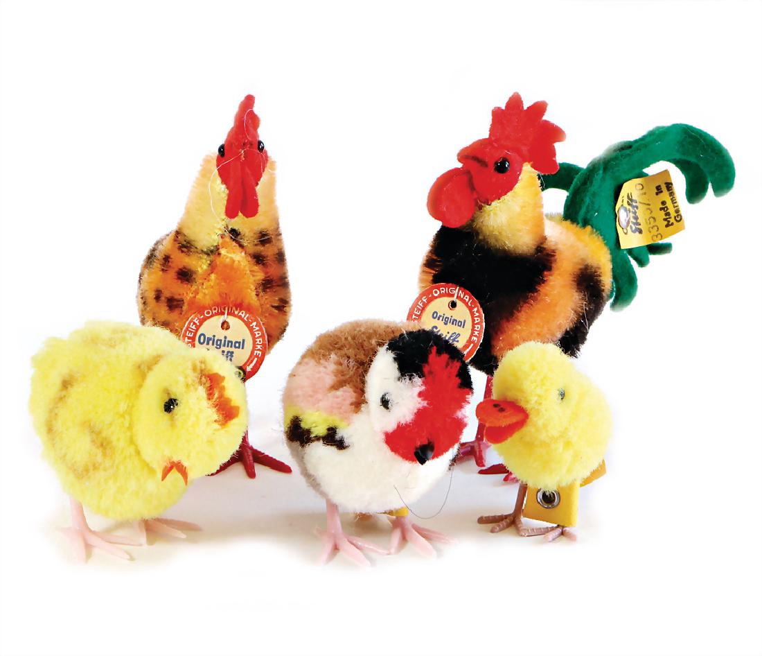 STEIFF mixed lot cock, complete, item No.: 3350/10, 1 x: STEIFF mixed lot cock, complete, item No.: 3350/10, 1 x hen, complete, item No.: 3370/10, 7 cm, 2 x chick, 1 x sparrow, wool miniature, as good as new German Description STEIFF Konv. Hahn, komplett, A