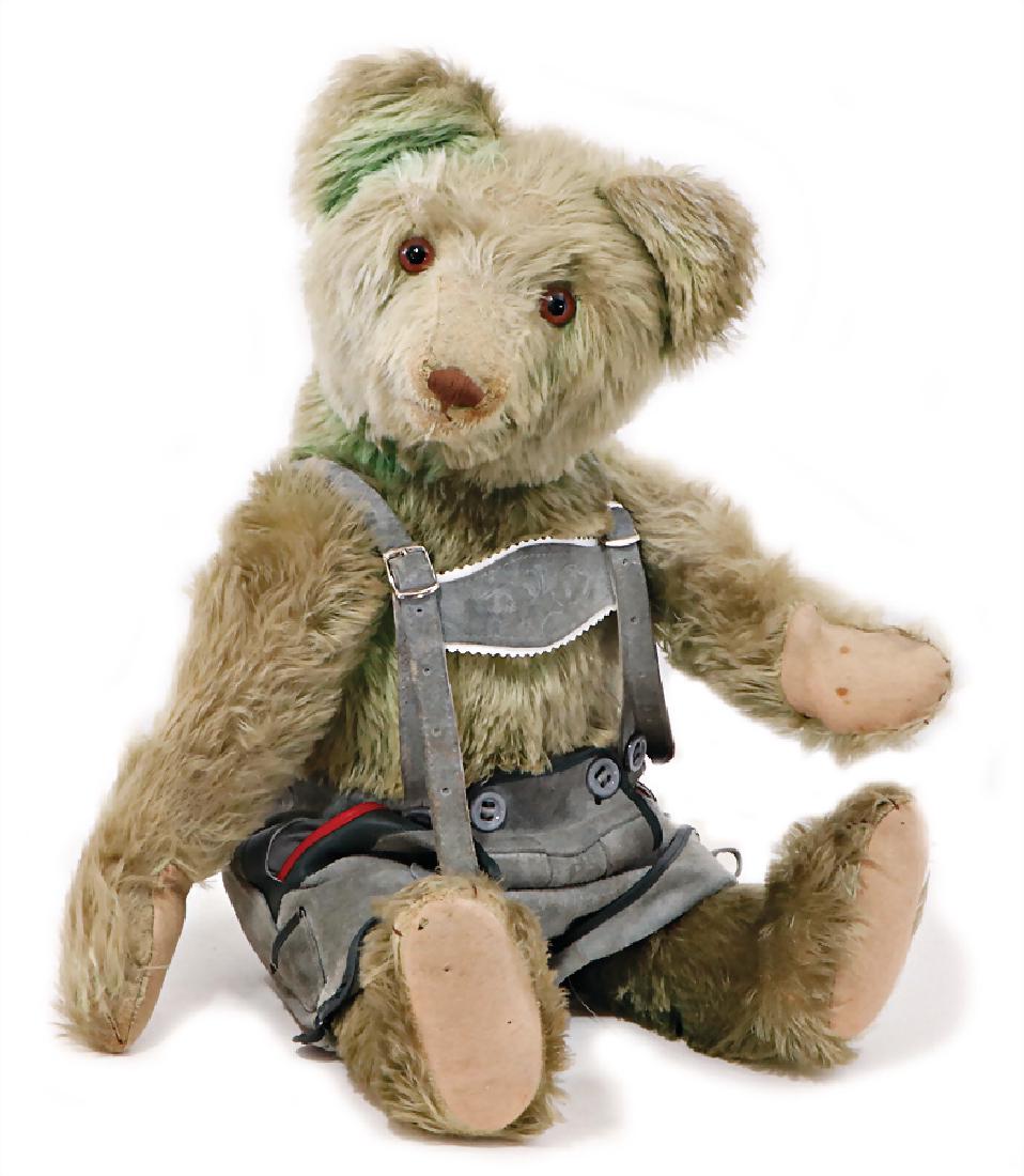 PROBABLY KRÄMER unusual bear, c. 1930, bilious green (1 of 2)
