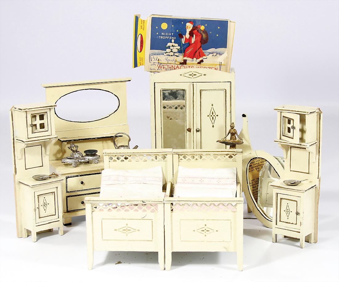 Puppenstuben-Schlafzimmer-Möbelprogramm, ca. 1920, (1 of 1)