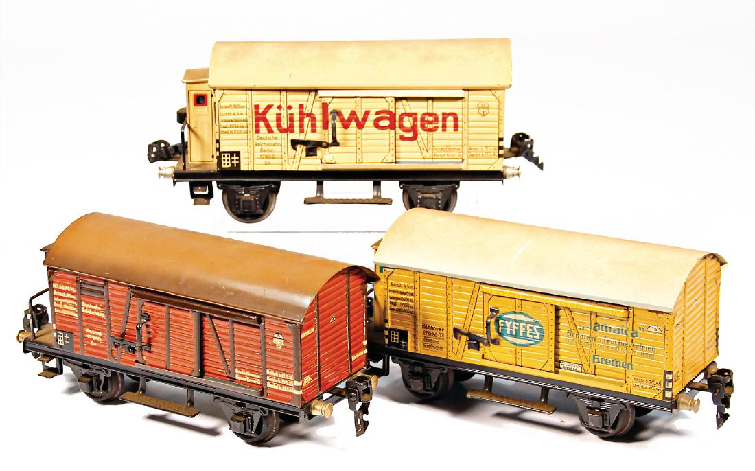 MÄRKLIN 2 pieces, track 0, refrigerator van, 1792, (1 of 1)