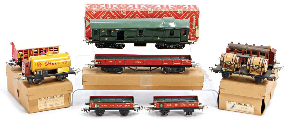 MÄRKLIN mixed lot of  track 00, freight waggon, 7 (1 of 1)