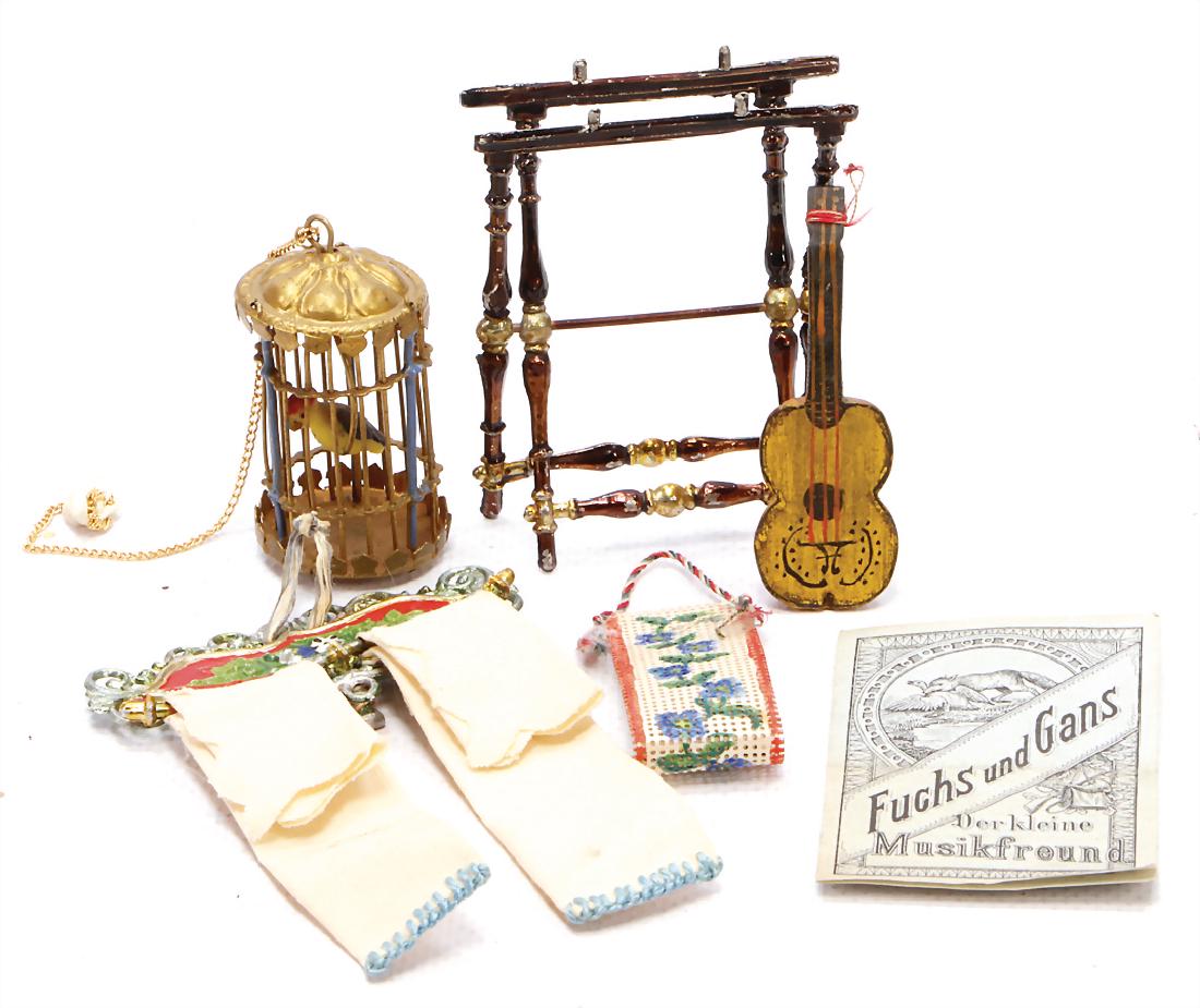 mixed lot of  dollhouse accessories, small birdcage, (1 of 1)