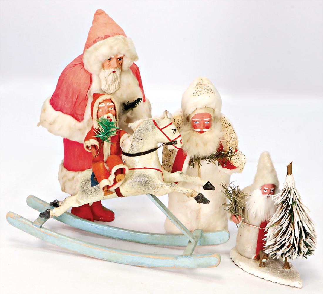 4 Teile Weihnachtsmänner, davon 3 neuere Produktion,: 4 Teile Weihnachtsmänner, davon 3 neuere Produktion, Papiermaché / Holz, 1 Weihnachtsmann Handy-Schieber Kunststoff German Description 4 Teile Weihnachtsmänner, davon 3 neuere Produktion, Papiermac