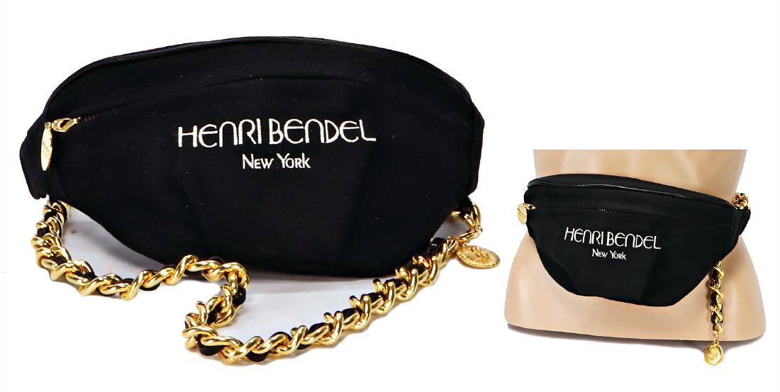 HENRI BENDEL Bauchtasche, goldfarbener Riemen mit: HENRI BENDEL Bauchtasche, goldfarbener Riemen mit schwarzem Einsatz, neuw. Zust. German Description HENRI BENDEL Bauchtasche, goldfarbener Riemen mit schwarzem Einsatz, neuw. Zust.
