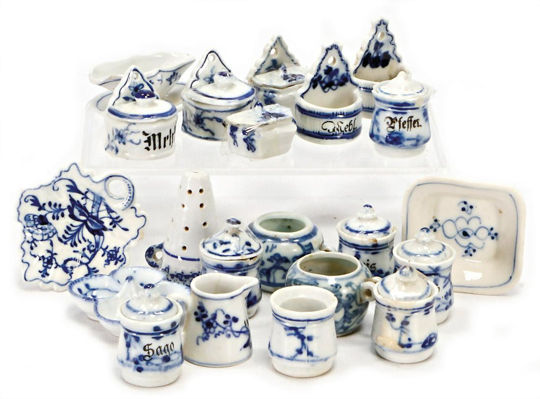 mixed lot of  porcelain, blue/white, spice doses, salt (1 of 1)
