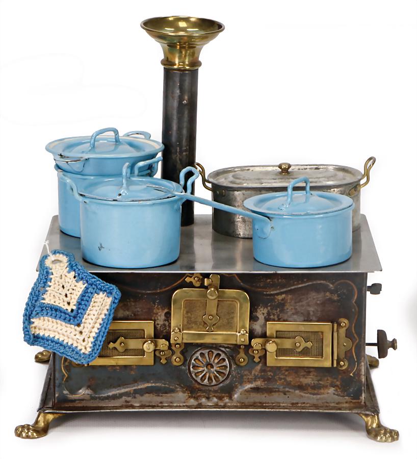 BING small doll kitchen stove, around 1900, width: 24 (1 of 1)
