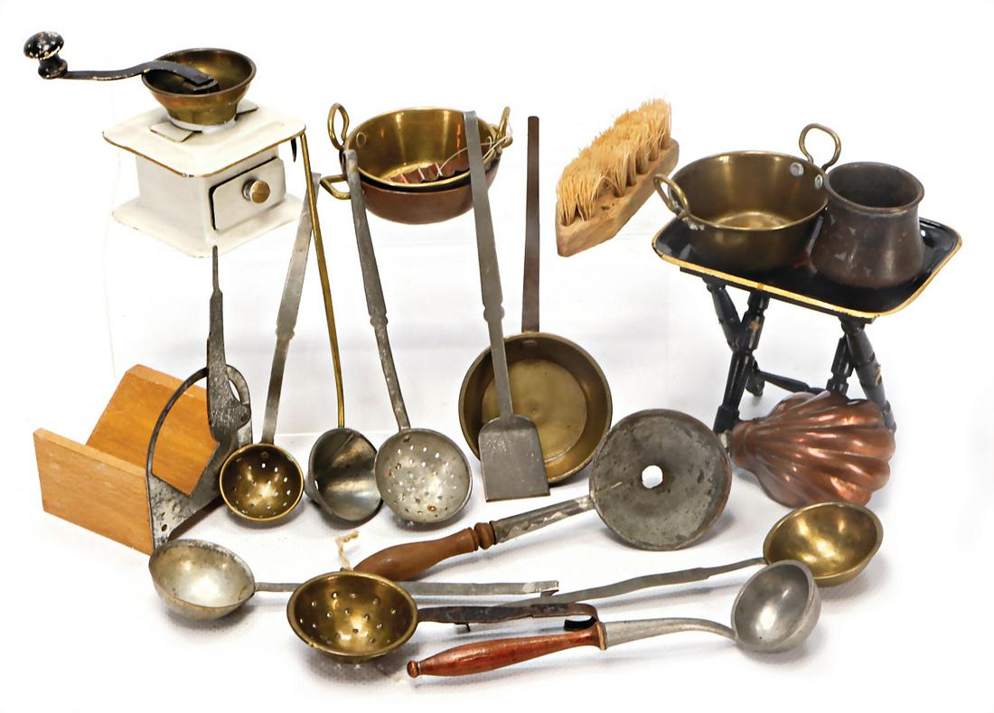 doll kitchen accessories, ladles, table with tin top, (1 of 1)
