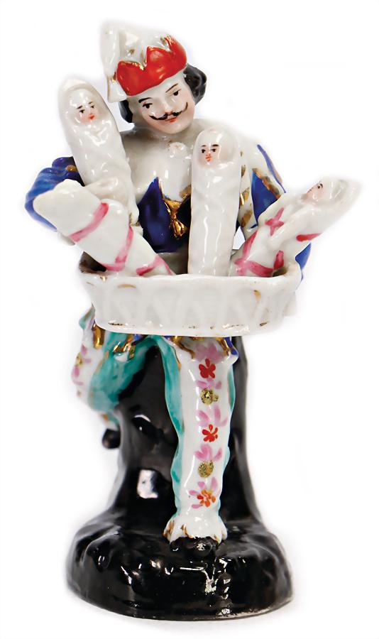 figure bringing childs, harlequin, enameled porcelain, (1 of 1)