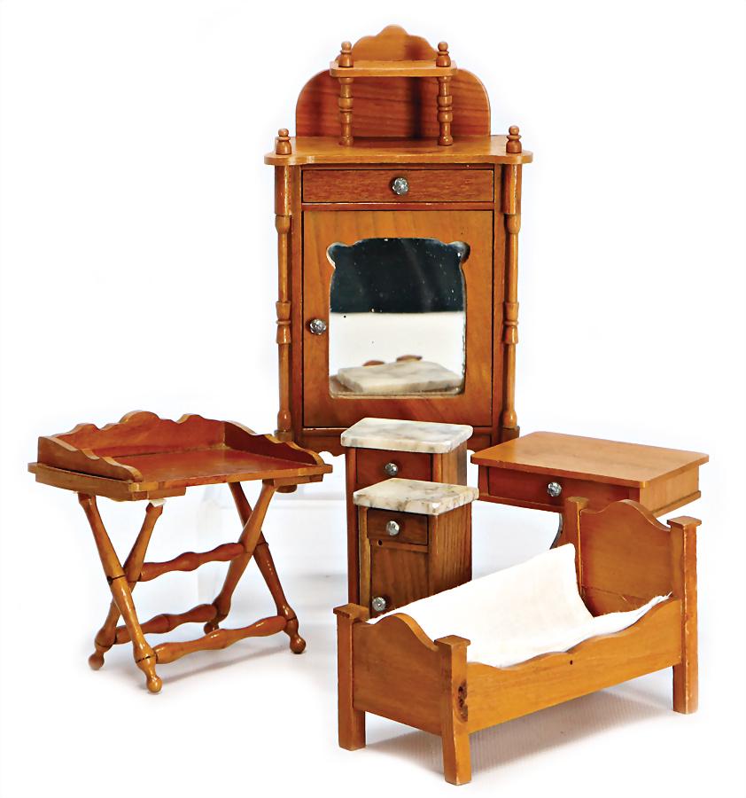 dollhouse furniture, pear tree, cabinet, height: 18 cm, (1 of 1)