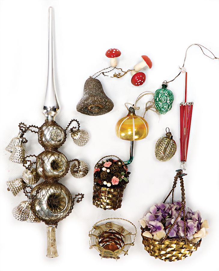 mixed lot of  Christmas tree decoration, glass and (1 of 1)