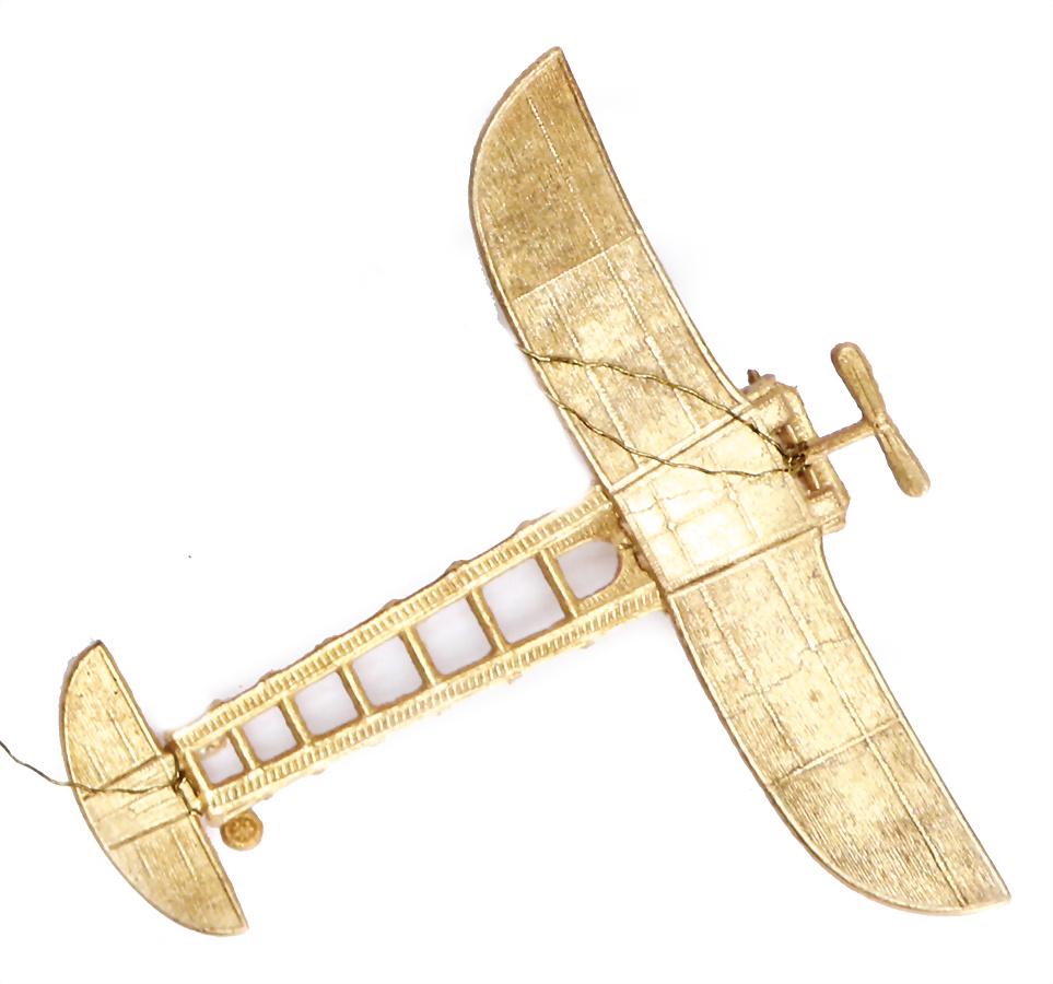 DRESDEN CARDBOARD Christmas tree decoration, plane,: DRESDEN CARDBOARD Christmas tree decoration, plane, lenght: 10 cm, gold colored, good condition German Description DRESDNER PAPPE Christbaumschmuck, Flugzeug, L: 10 cm, goldfarben, guter Zust.
