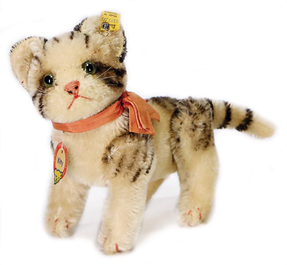 STEIFF Kitty, 1959-67, with button, sign and  cloth tag (1 of 1)