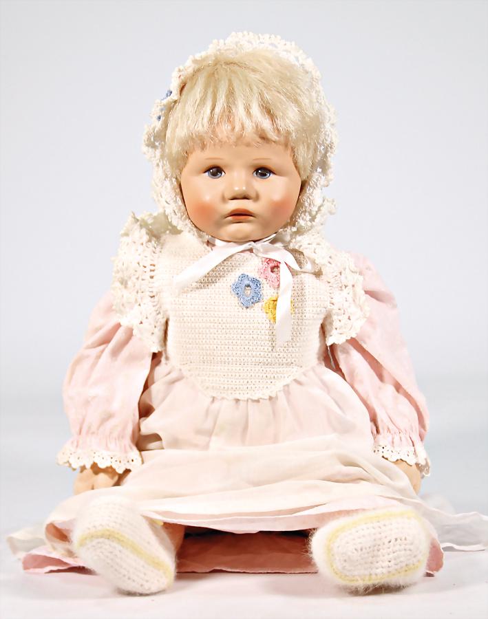 KÄTHE KRUSE Du Mein, 48 cm, neuere Produktion,: KÄTHE KRUSE Du Mein, 48 cm, neuere Produktion, Kunststoff-Kopf, sehr guter Zust. German Description KÄTHE KRUSE Du Mein, 48 cm, neuere Produktion, Kunststoff-Kopf, sehr guter Zust.