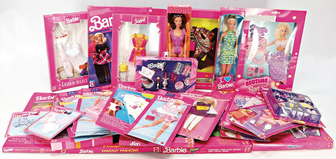 MATTEL Gr. Konv. 90er Jahre, Barbie Outfits u. (1 of 1)