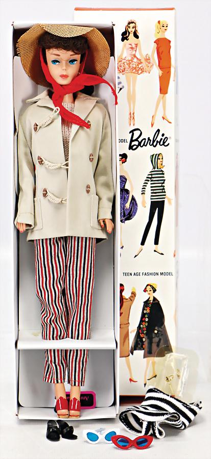 MATTEL Barbie Nr. 4, brünette, ?Oily-Face?,: MATTEL Barbie Nr. 4, brünette, ?Oily-Face?, Lippenbemalung etwas abgerieben, Badeanzug u. Schuhe, Reproduktionen German Description MATTEL Barbie Nr. 4, brünette, ?Oily-Face?, Lippenbemalung etwas a