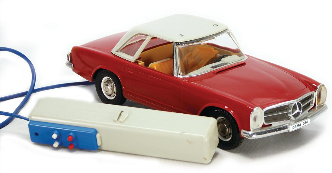 GAMA Mercedes 230 SL, 31 cm, sheet metal and  plastic (1 of 1)