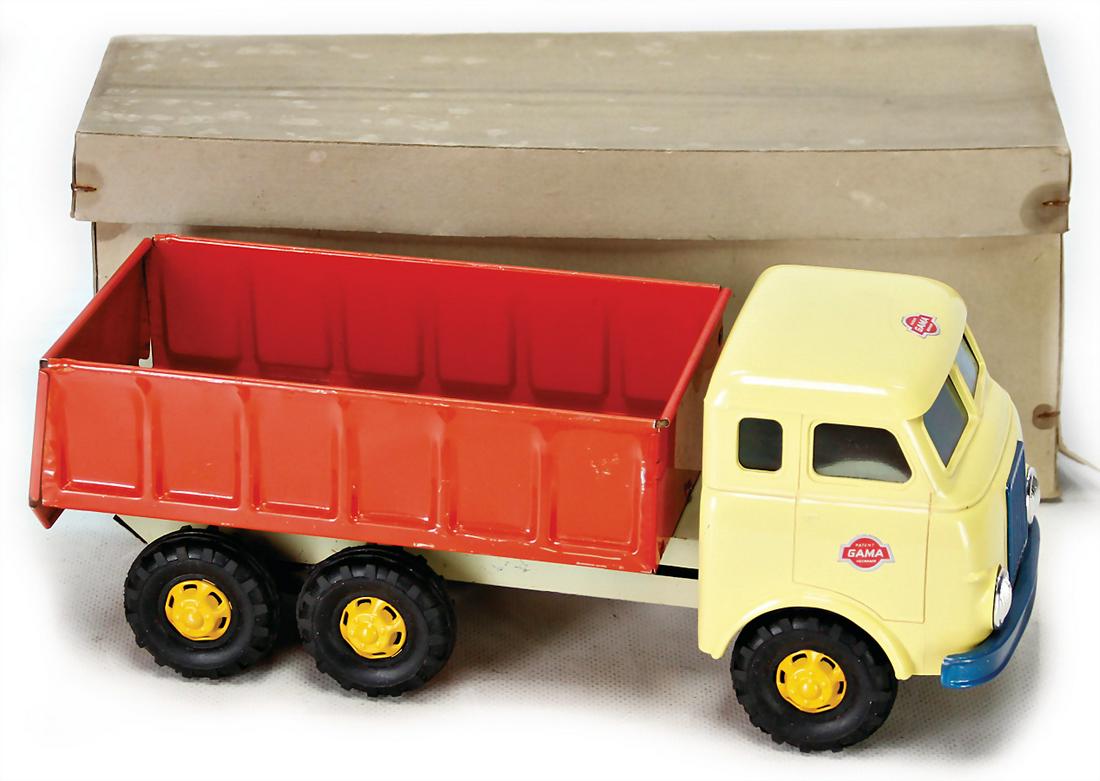 GAMA truck, dumper, 3-axled, sheet metal and  plastic (1 of 1)